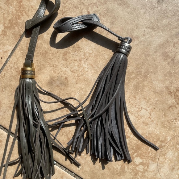 Saint Laurent bag tassels - Picture 3 of 4